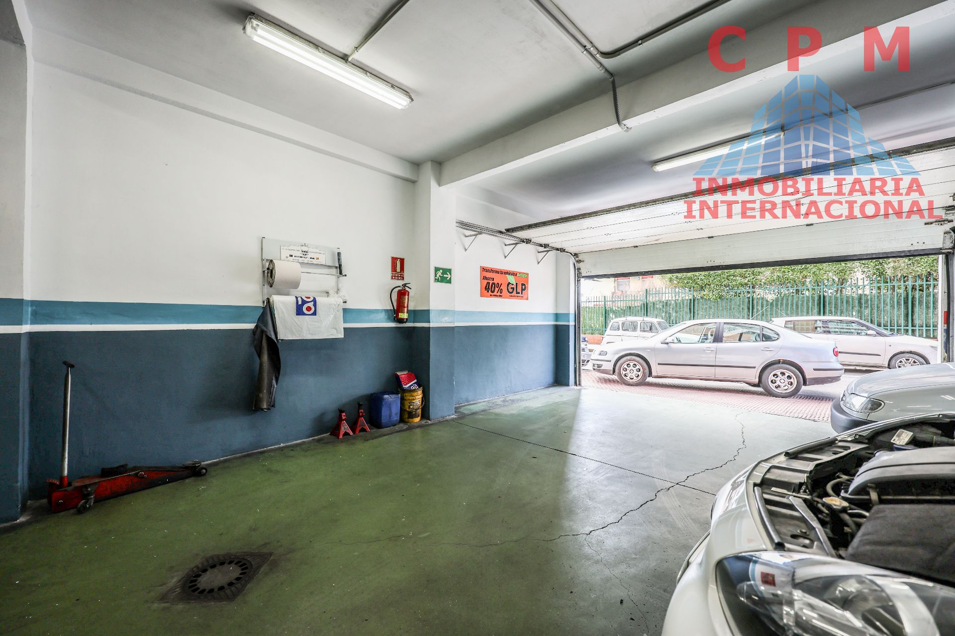 Parkplatz von Geschaftsraum zum Verkauf in Alcorcón mit Klimaanlage und Heizung