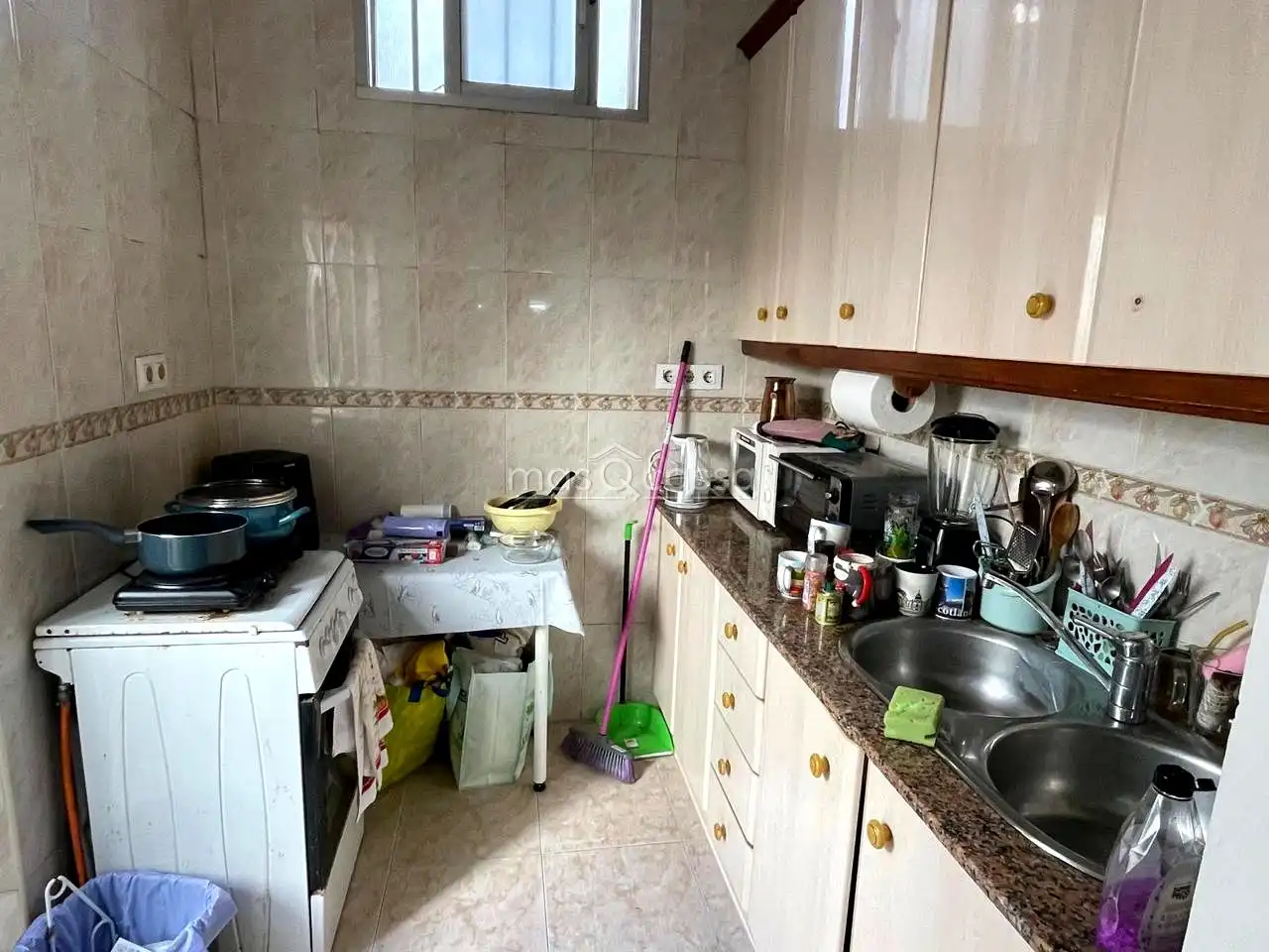 Kitchen of Houses for sale in La Línea de la Concepción