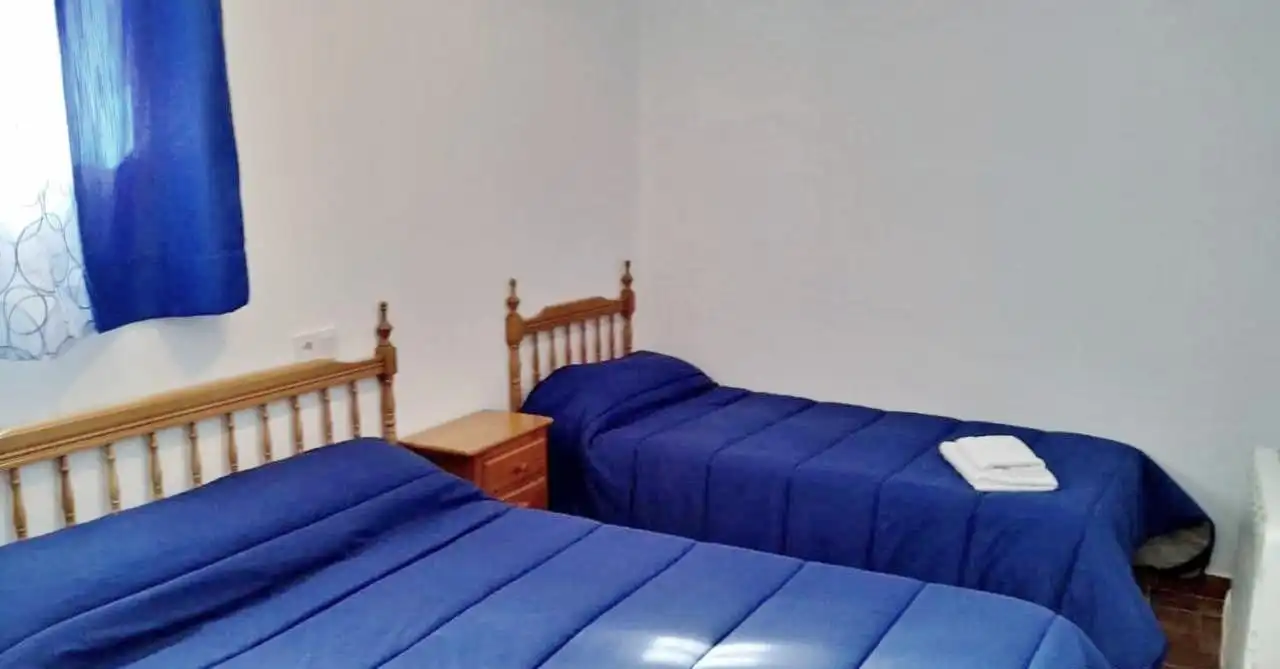 Habitación de Casa o chalet en venta en Alcalá del Júcar con Aire acondicionado, Jardín privado y Terraza