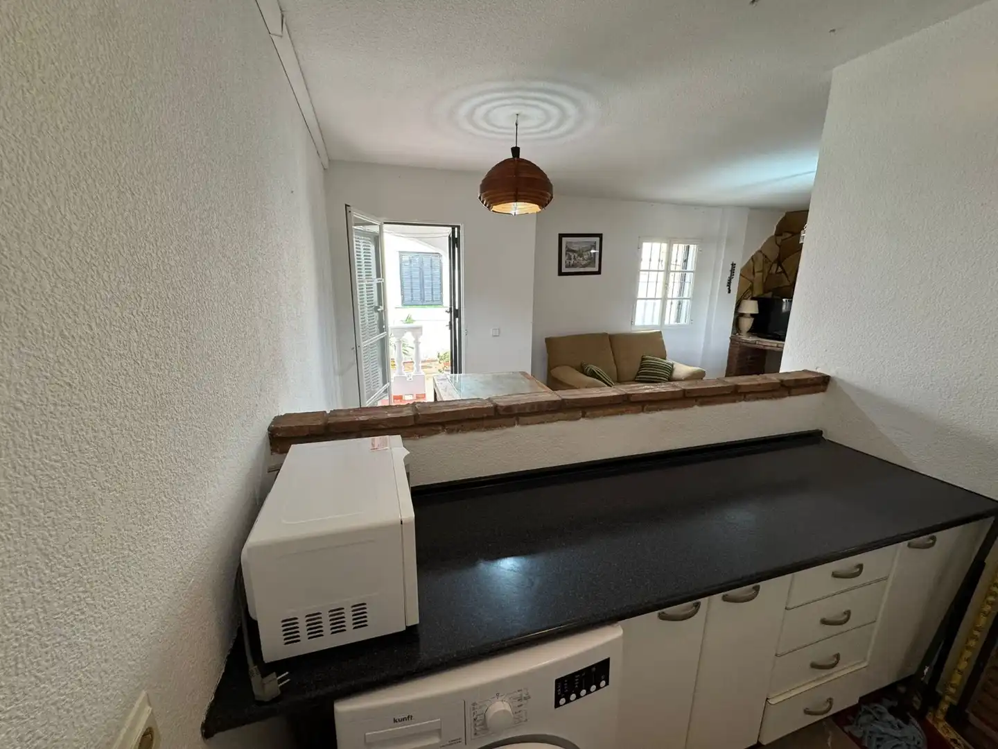 Cuina de Pis en venda en Vélez-Málaga amb Calefacció, Terrassa i Moblat
