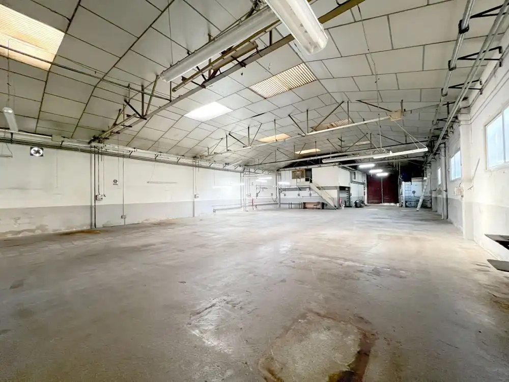 Nave industrial in affitto a SINDICAT, imagen 2