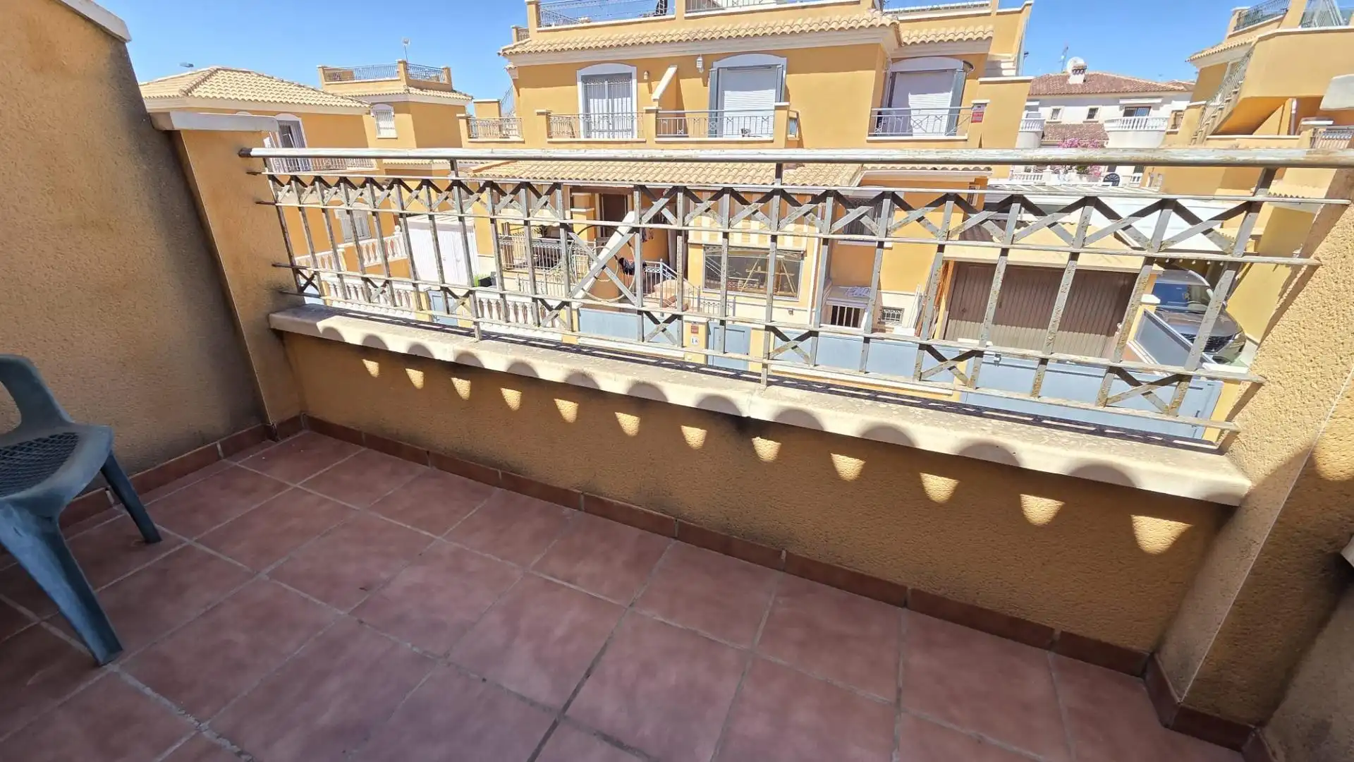Terrassa de Casa adosada en venda en Torrevieja amb Aire condicionat, Jardí privat i Terrassa