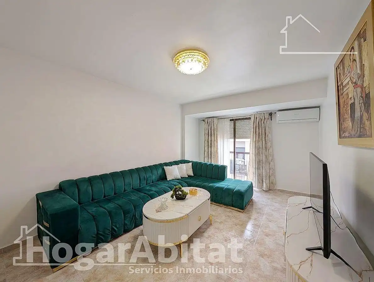 Piso en venta en Calle GUARDAMAR, imagen 2