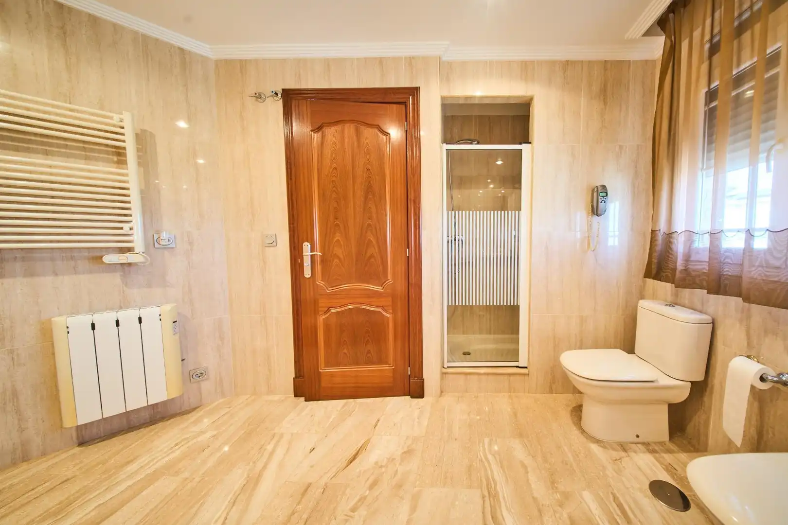 Baño de Casa o chalet en venta en Dílar con Aire acondicionado, Calefacción y Jardín privado
