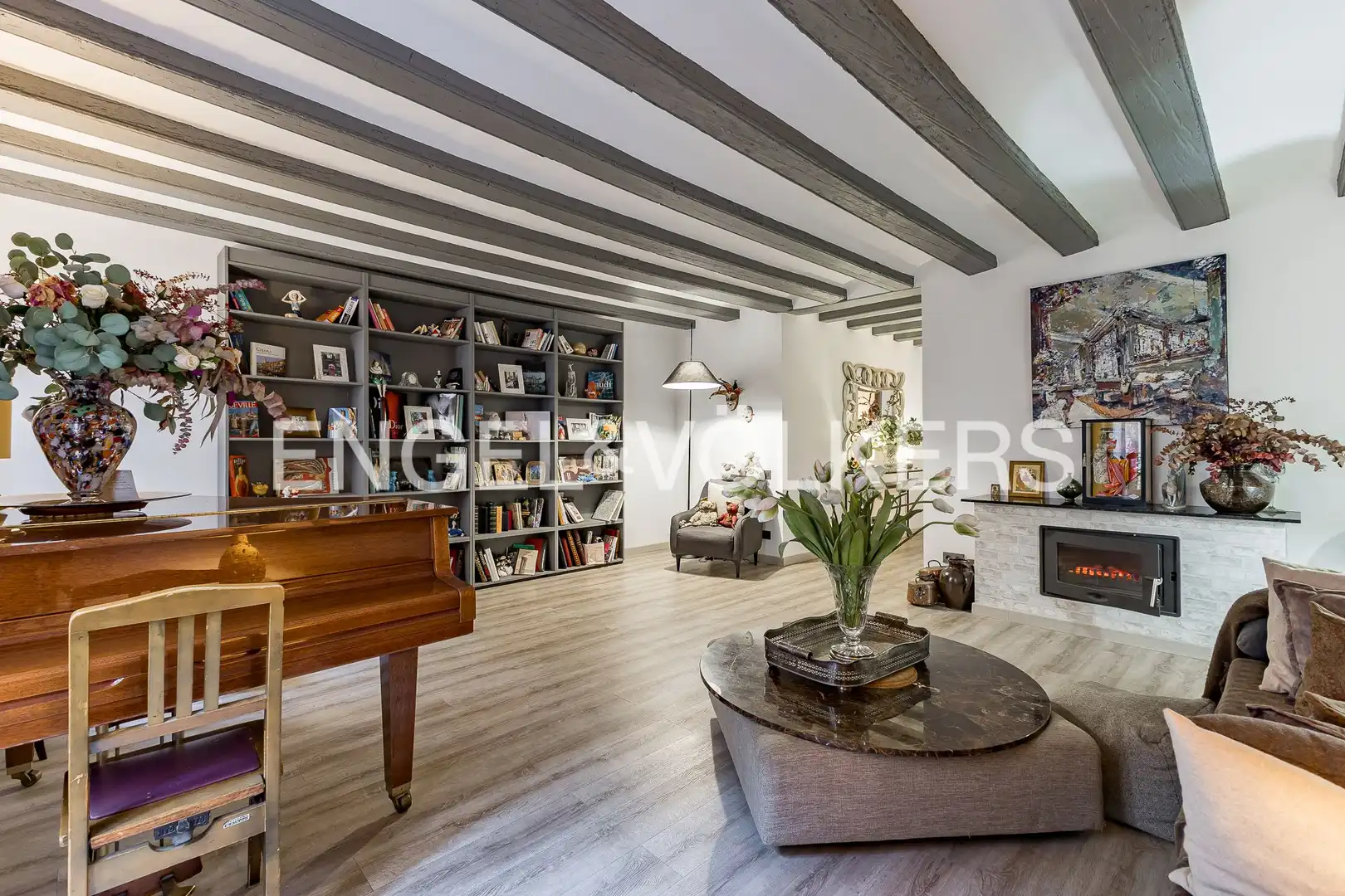 Sala de estar de Piso en venta en Barcelona con Aire acondicionado, Calefacción y Amueblado