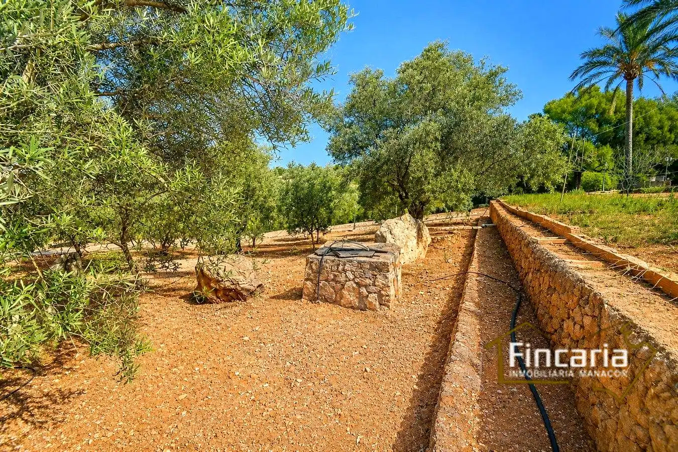 Country homes for sale in Manacor  with Air Conditioner, Private garden and Terrace