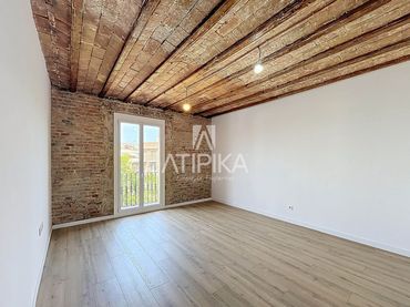 Piso con balcón en venta en Sant Pau