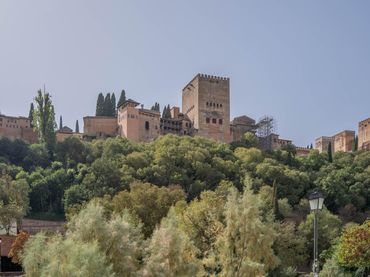 Adossat amb balcó en venda a Albaicín