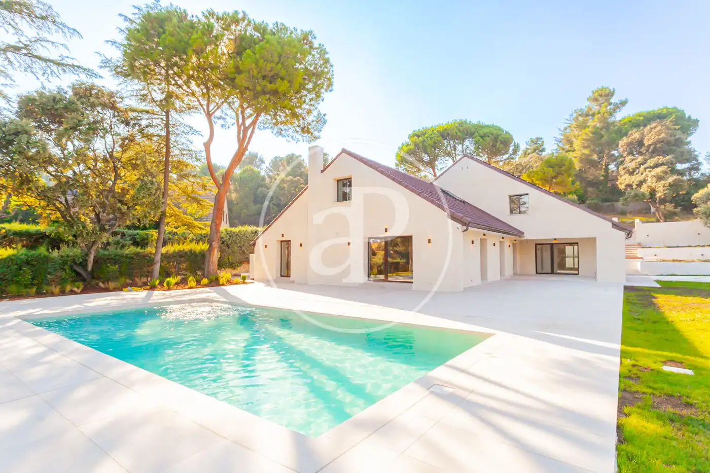 Vista exterior de Casa o xalet en venda en Ciudalcampo amb Aire condicionat, Calefacció i Jardí privat