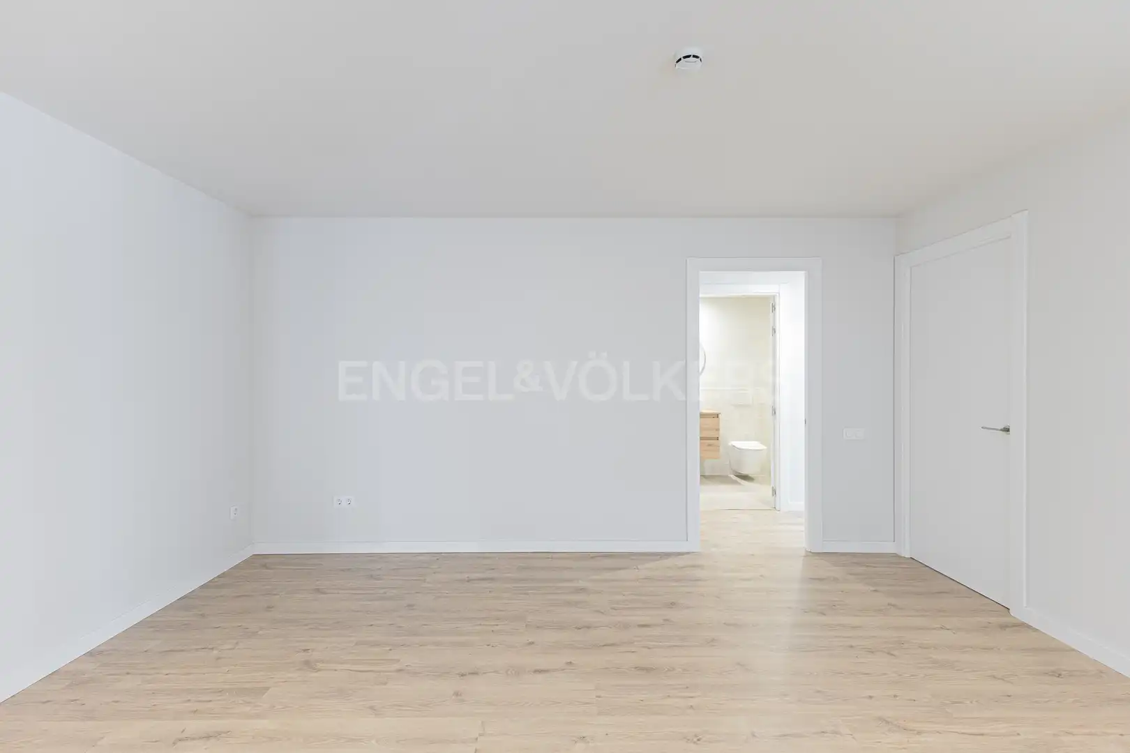 Schlafzimmer von Wohnung zum Verkauf in Barcelona mit Klimaanlage, Heizung und Parkett
