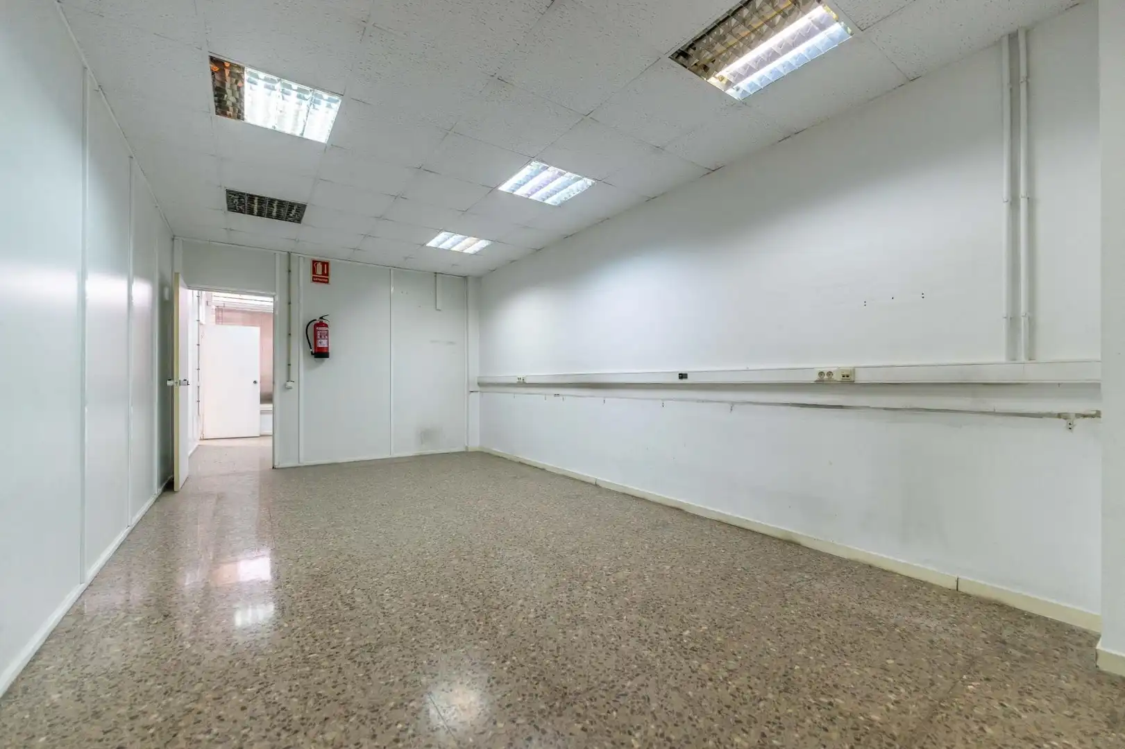 Gewerbefläche zur Miete in CALLE CORREDOR DEL GAS LOCAL 1-2 CASA 17 7 LO, imagen 10