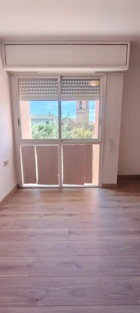 Terraza de Piso en venta en Sant Adrià de Besòs con Calefacción y Balcón
