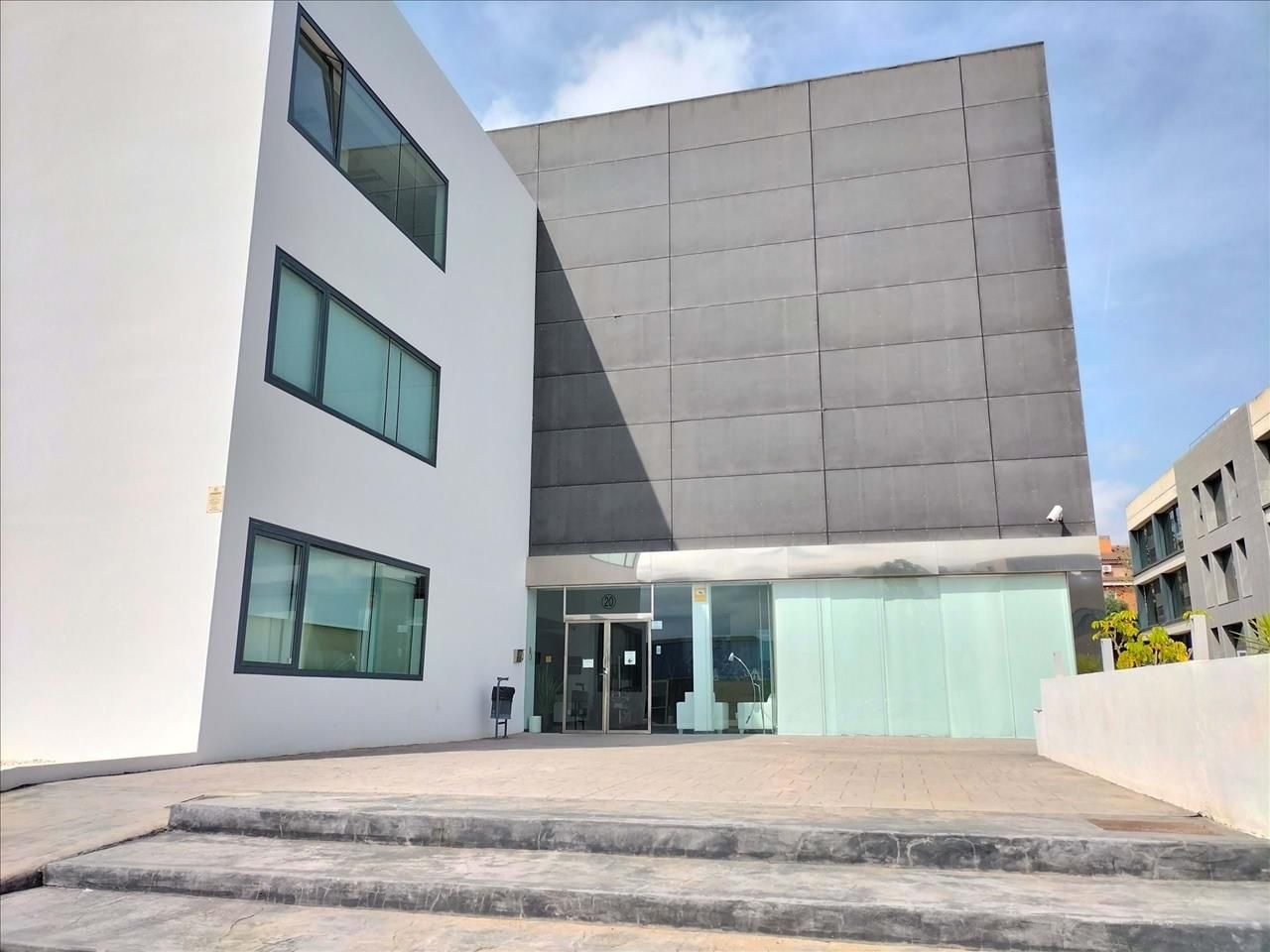 Vista exterior de Garaje en venta en Paterna