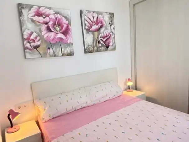Dormitori de Casa adosada en venda en Algarrobo amb Aire condicionat, Terrassa i Balcó