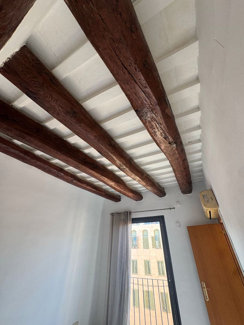 Bedroom of Apartment for sale in  Barcelona Capital  with Air Conditioner and Alarm