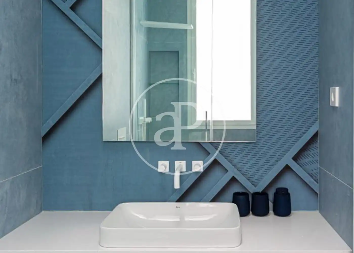 Baño de Casa o chalet en venta en Madrid con Aire acondicionado, Calefacción y Jardín privado