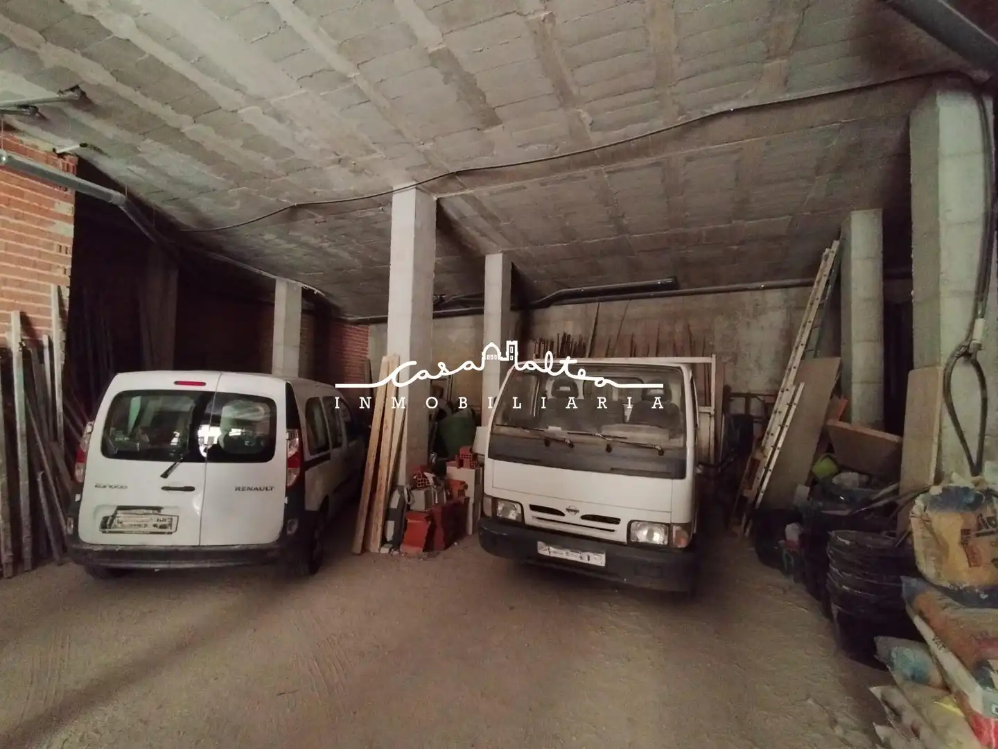 Aparcament de Local en venda en Callosa d'en Sarrià