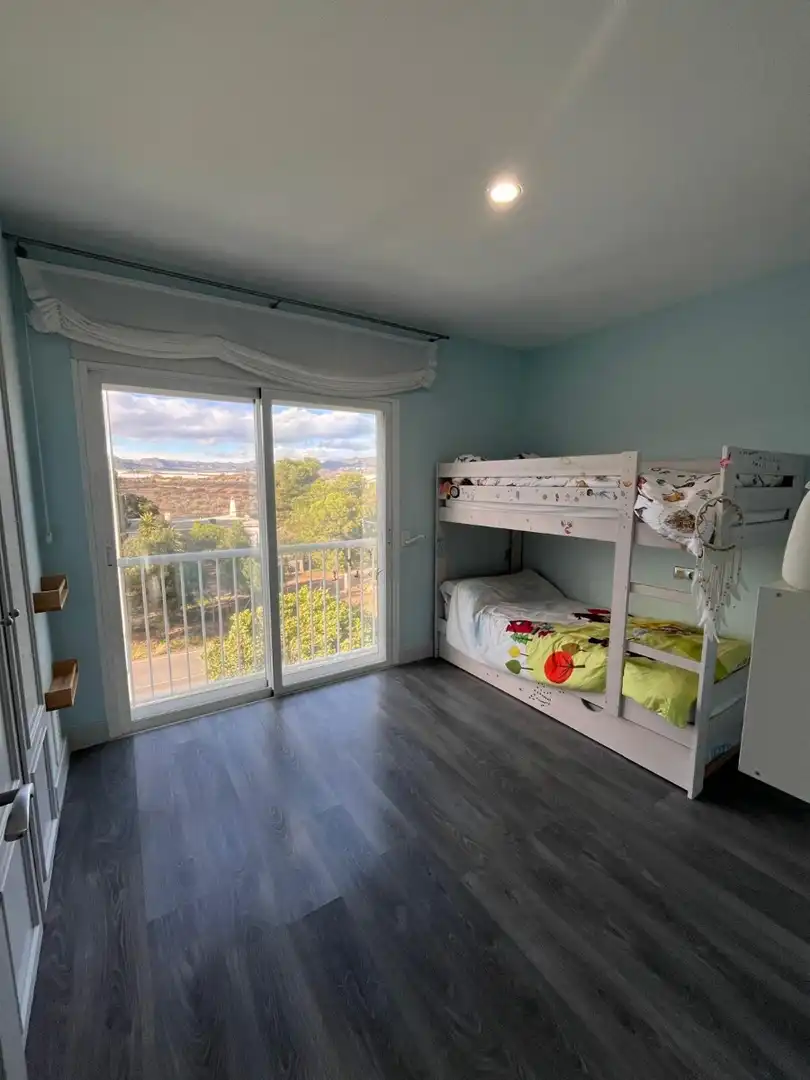 Habitación de Piso en venta en Águilas con Aire acondicionado, Parquet y Terraza