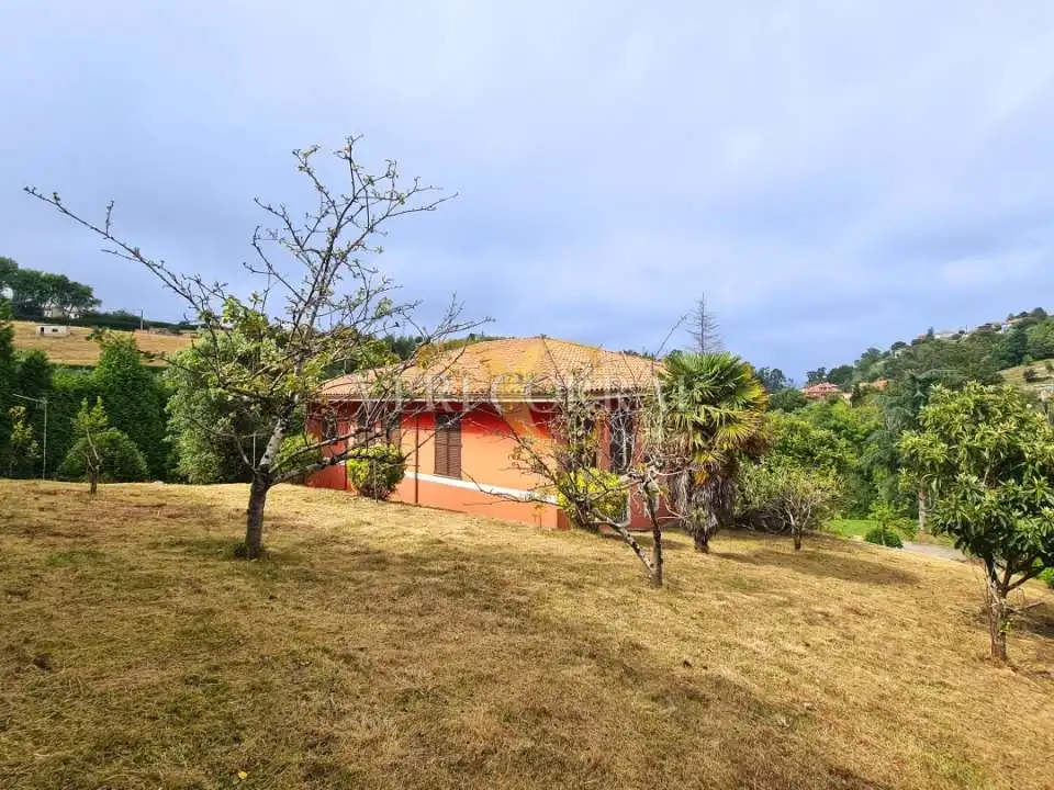Houses for sale in San Juan de Piñera, Cudillero
