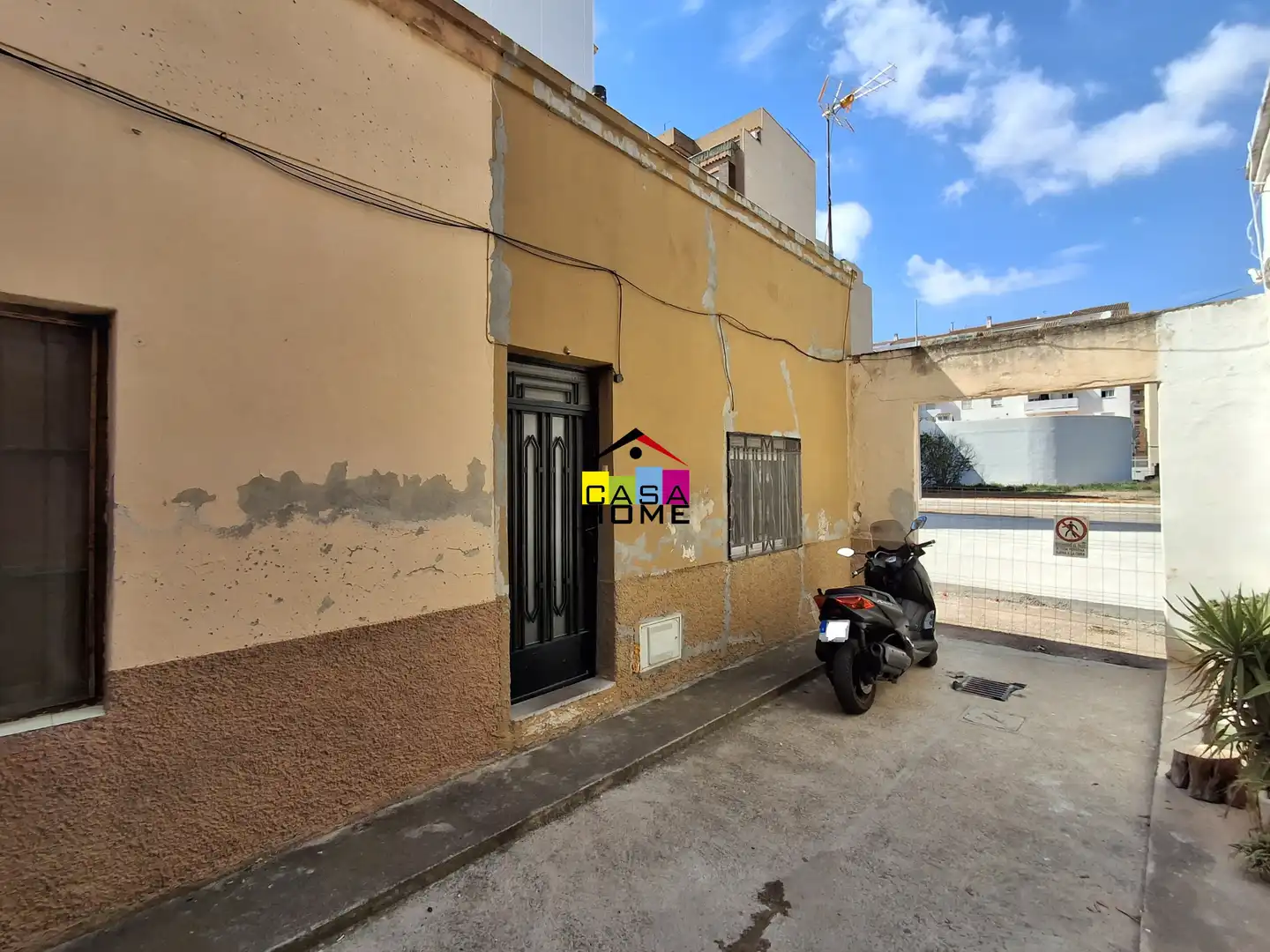 Exterior view of Houses for sale in Castellón de la Plana / Castelló de la Plana  with Terrace