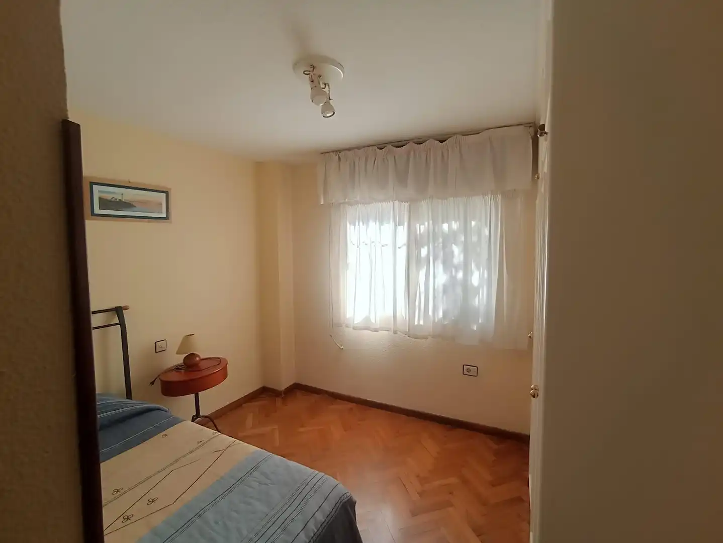 Bedroom of Flat for rent in Genil