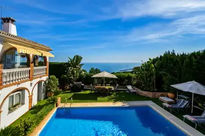 Detached house with pool for sale in El Faro de Calaburra - Chaparral, imagen 23