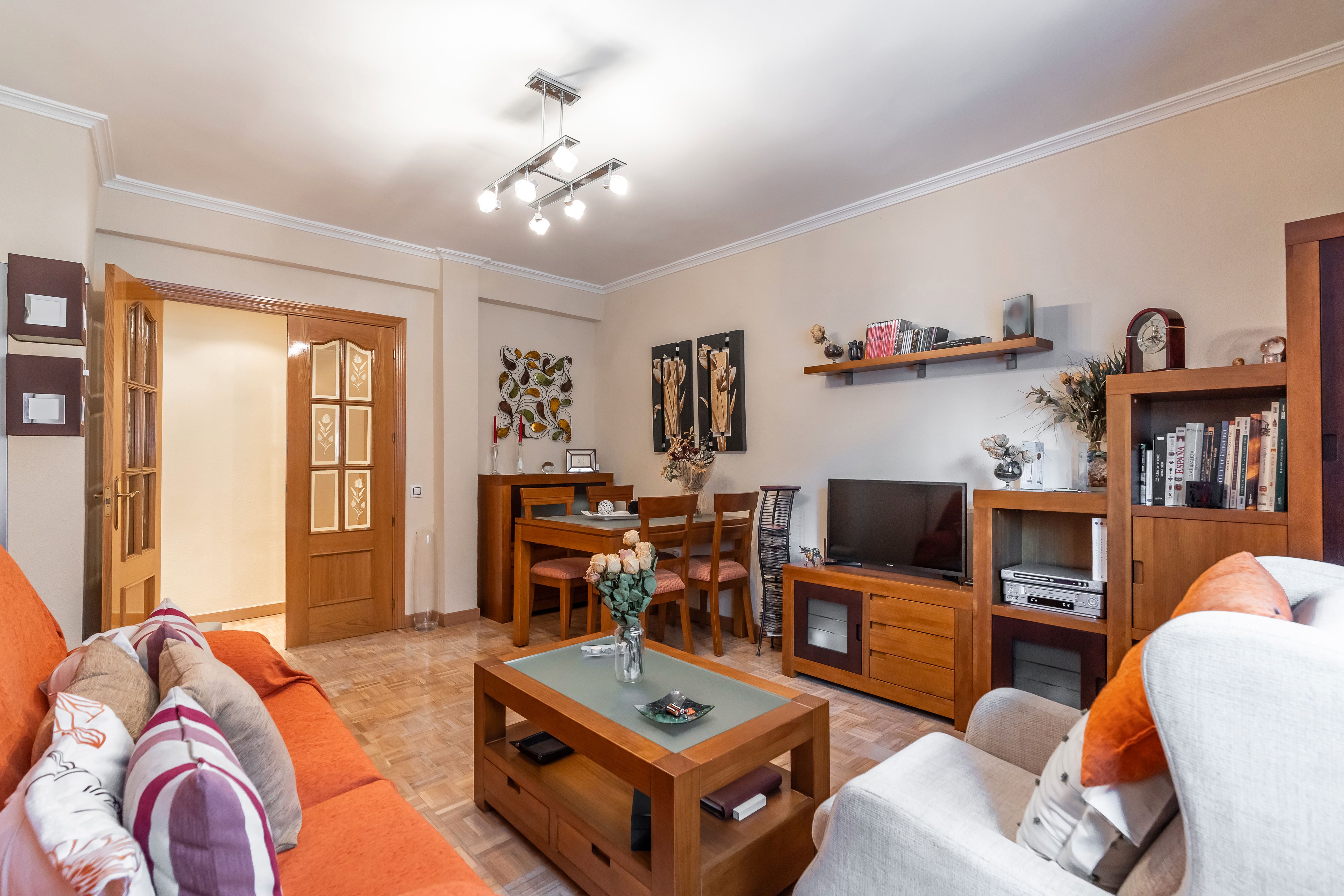 Living room of Flat for sale in  Madrid Capital  with Heating