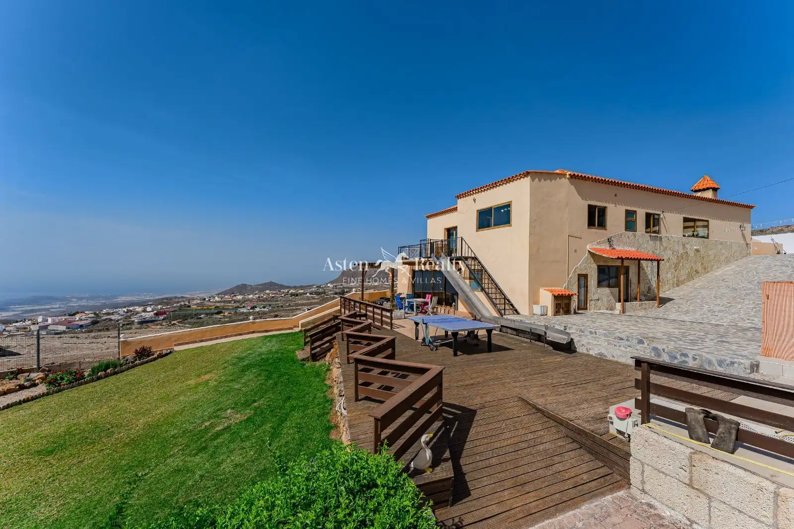 Detached house with pool for sale in El Mocán