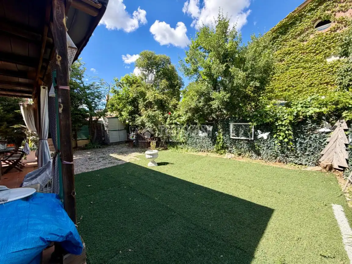 Jardín de Piso en venta en Villanueva de la Torre con Aire acondicionado y Calefacción