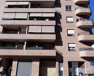 Exterior view of Garage for sale in Paterna