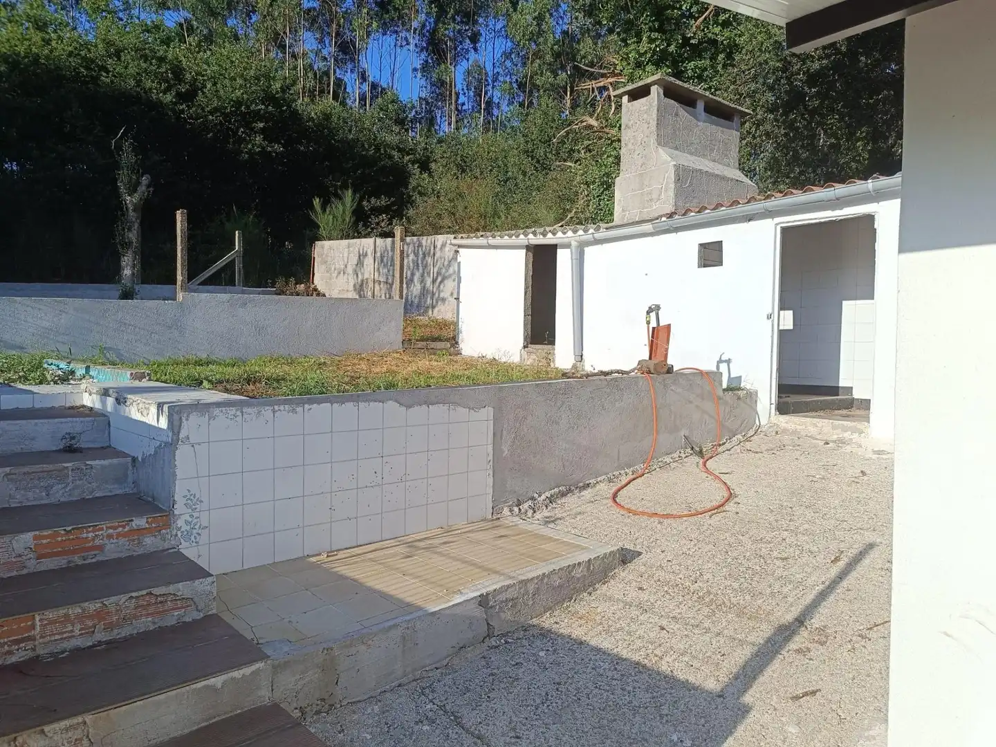 Vista exterior de Casa o chalet en venta en Santiago de Compostela 