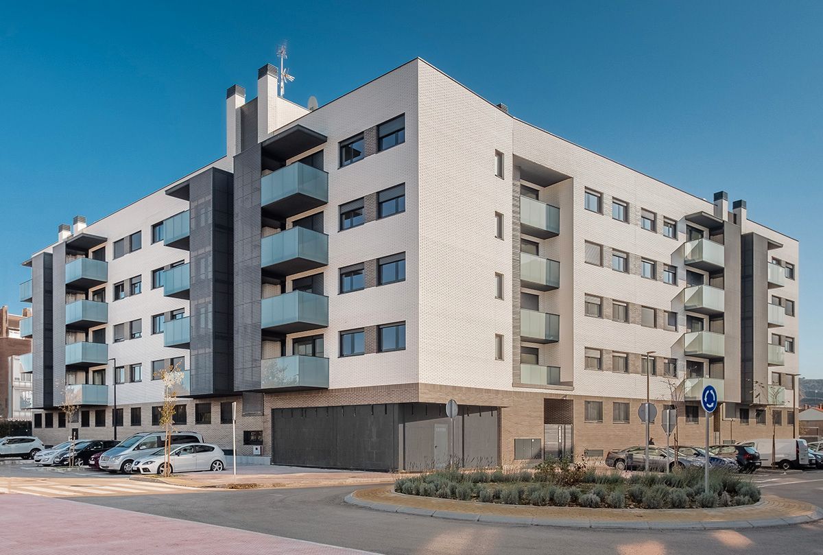 Exterior view of Premises to rent in Alcalá de Henares
