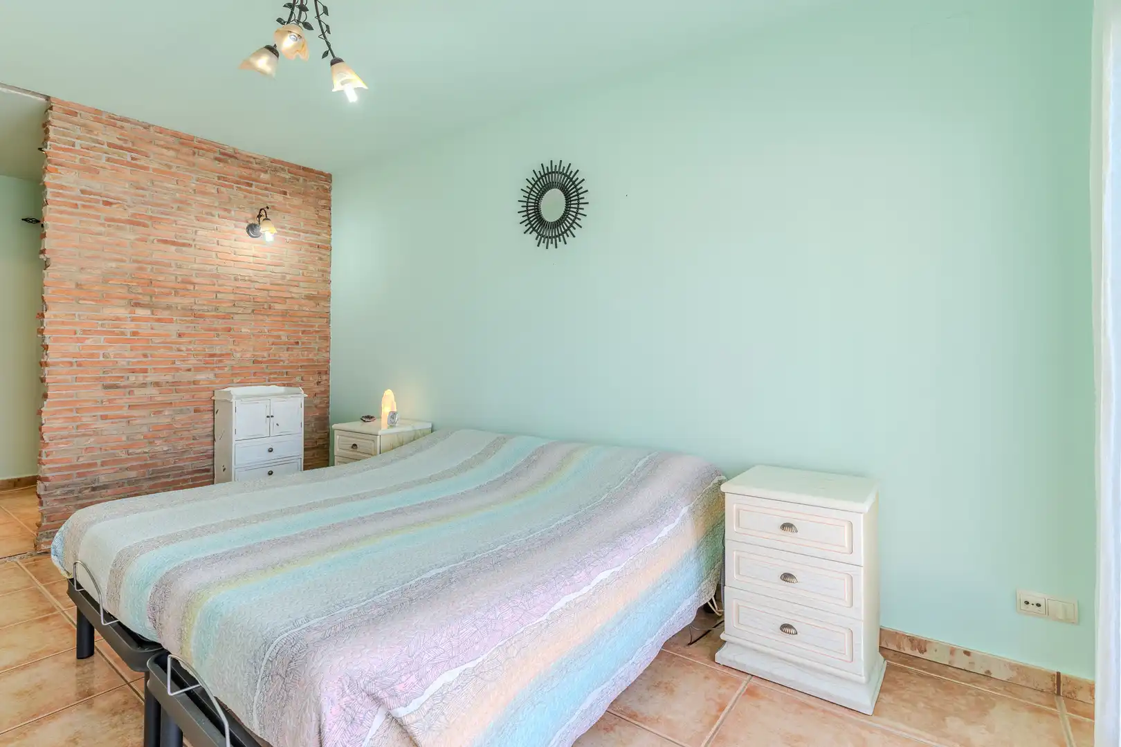 Habitación de Casa o chalet en venta en Deltebre con Calefacción, Terraza y Trastero