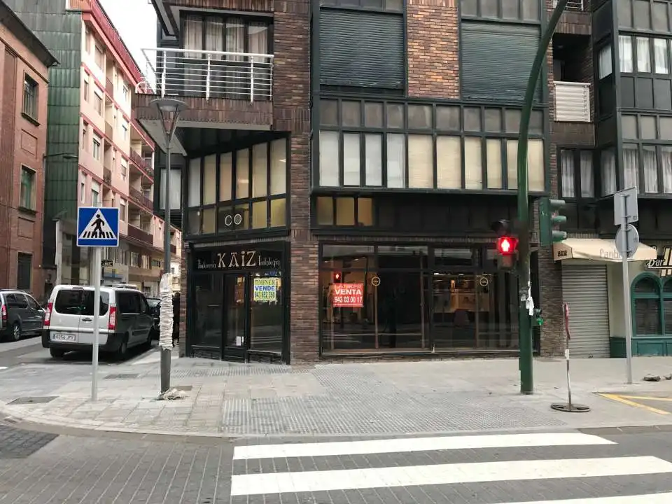 Gewerbefläche zum Verkauf in Laskoain Kalea, imagen 2