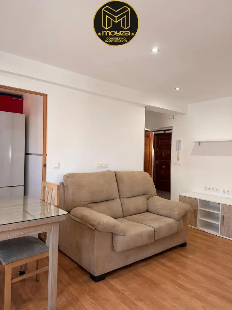 Living room of Flat for rent in Jaén  with Air Conditioner and Heating
