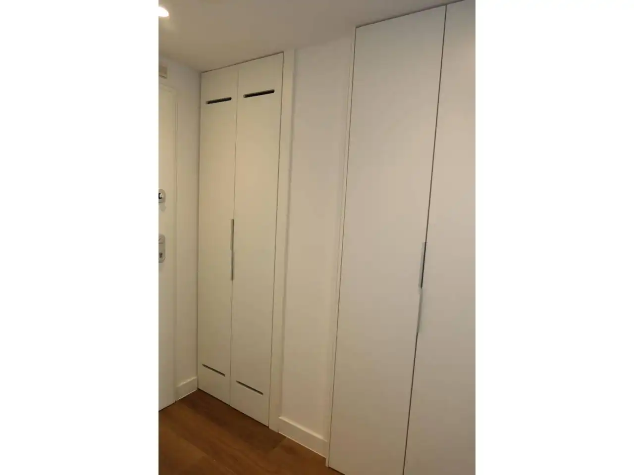 Schlafzimmer von Wohnung zur Miete in Valencia mit Klimaanlage, Parkett und Balkon