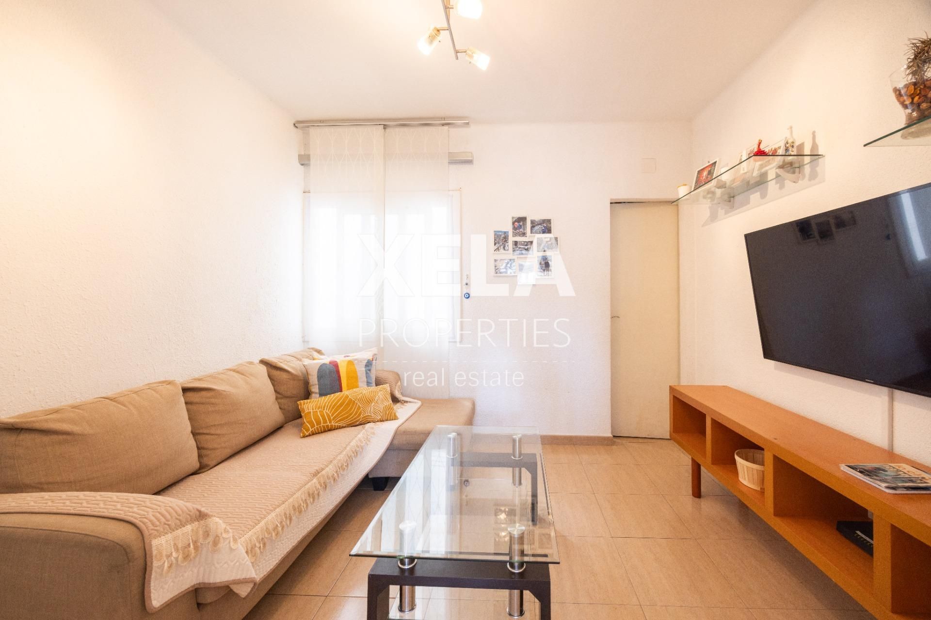 Living room of Flat for sale in Badalona  with Air Conditioner