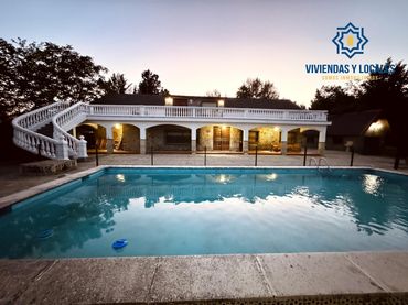 Villa avec piscine à vendre à Camino Viejo de Chimeneas #s/n #s/n #s/n #s/n #s/n