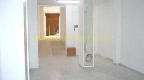 Foto 2 de Local en venta en Cheste, Valencia