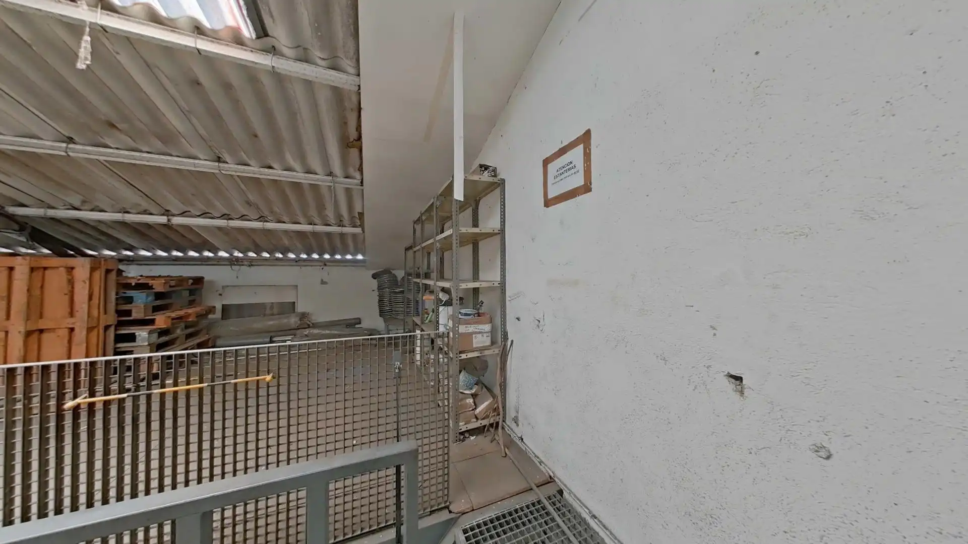Nave industrial de alquiler en Ripollet