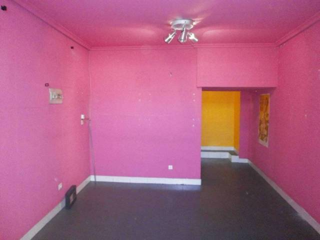 Local comercial en Alquiler en Parque San Francisco - Uría