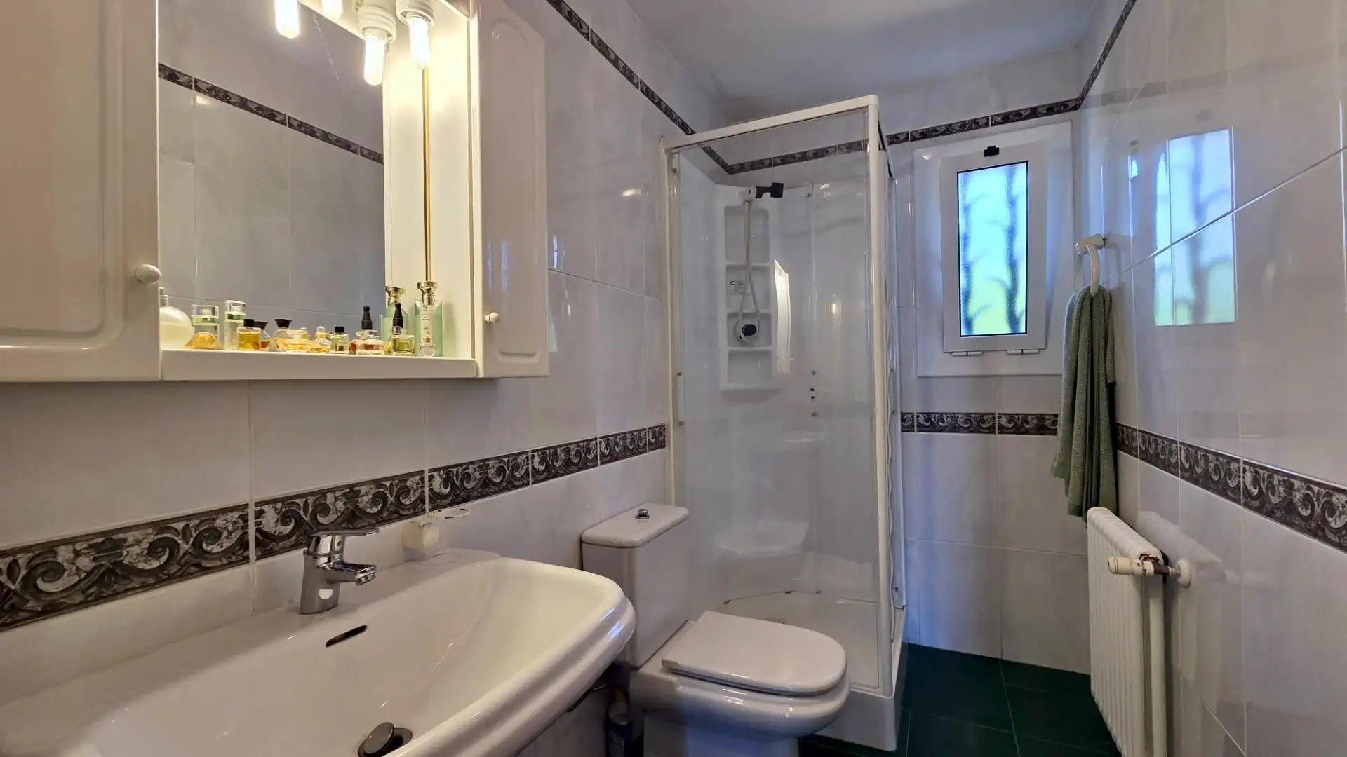 Bany de Casa o xalet en venda en Lloret de Mar amb Aire condicionat, Calefacció i Jardí privat