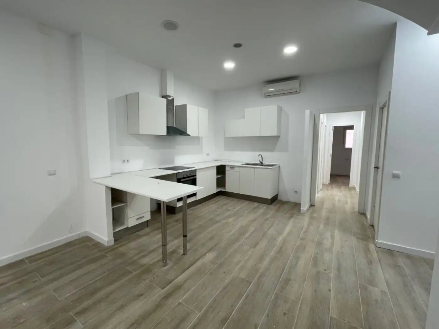 Kitchen of Ground floor for rent in Badalona  with Air Conditioner, Heating and Terrace