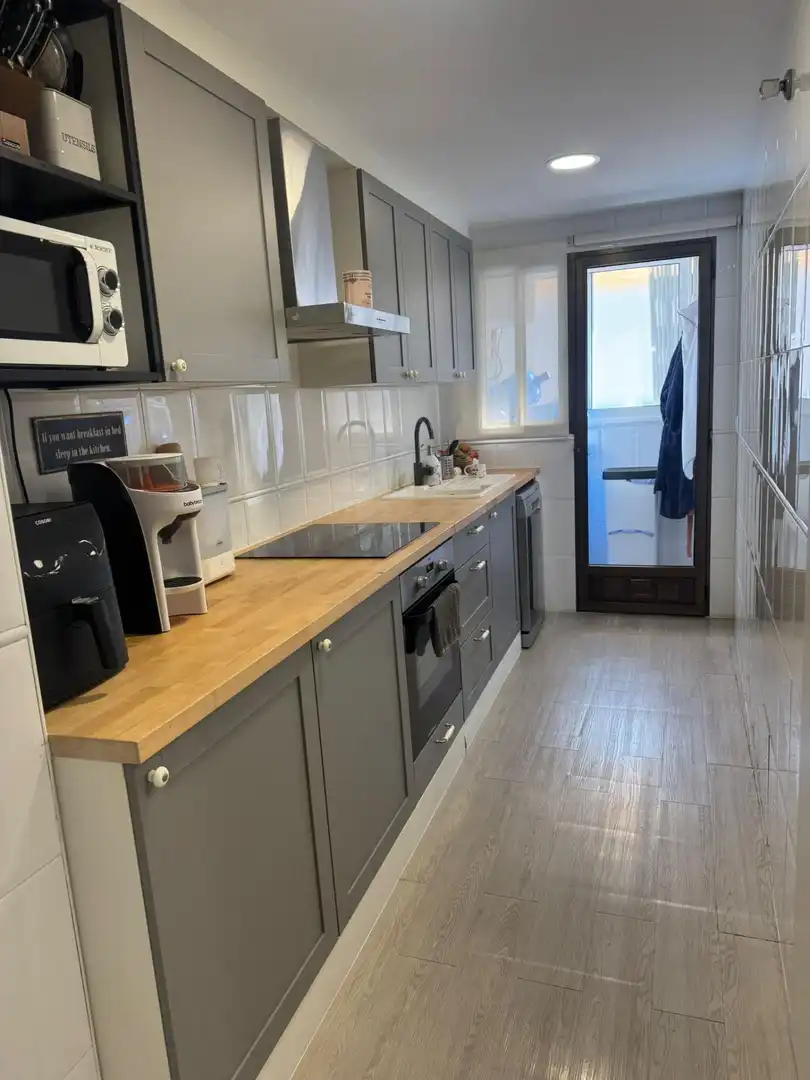 Kitchen of Apartments for sale in Valencia  with Air Conditioner and Heating