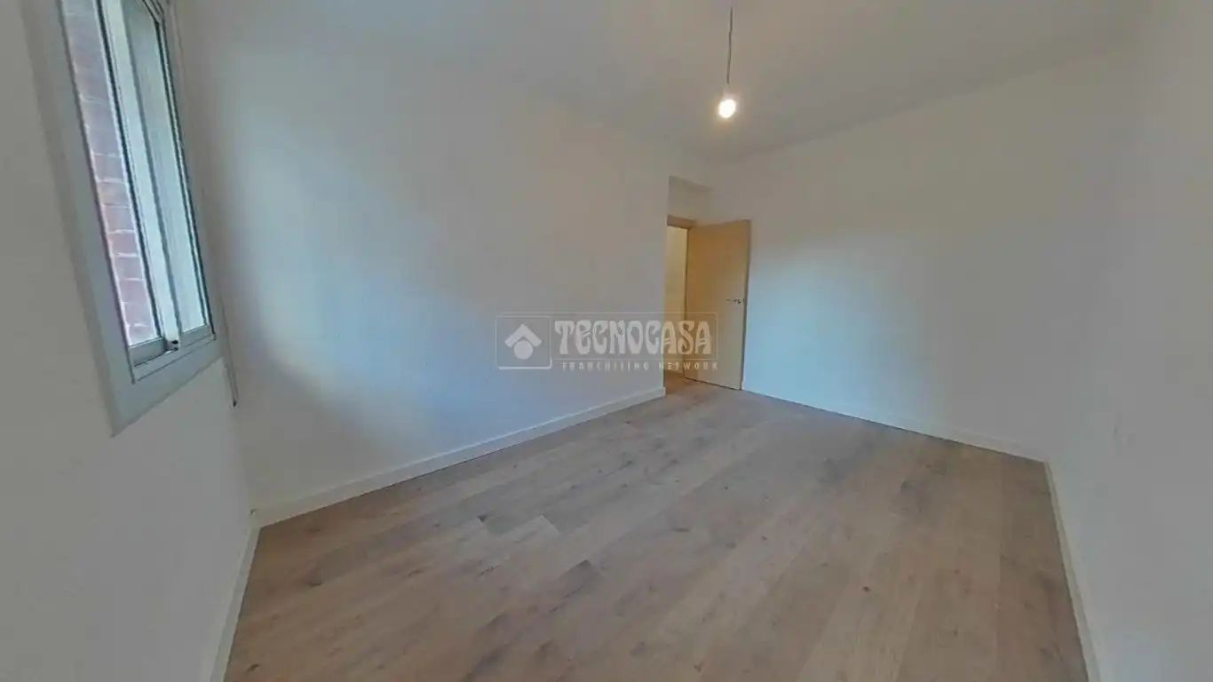 Habitación de Piso en venta en Cornellà de Llobregat