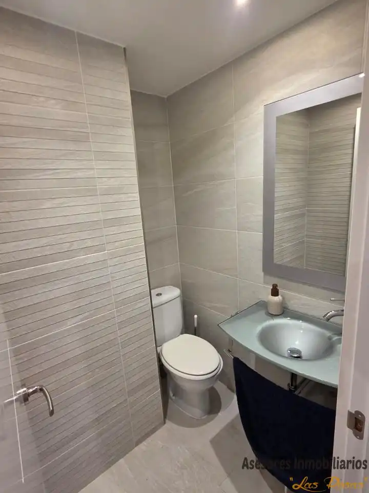 Badezimmer von Wohnung zum Verkauf in Madrid mit Klimaanlage, Heizung und Parkett