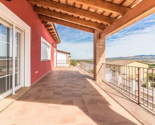 Terrassa de Casa o xalet en venda en L'Ènova amb Terrassa, Piscina i Balcó