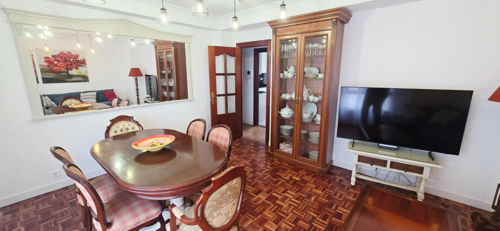 Dining room of Flat for rent in Gijón   with Heating, Parquet flooring and Furnished