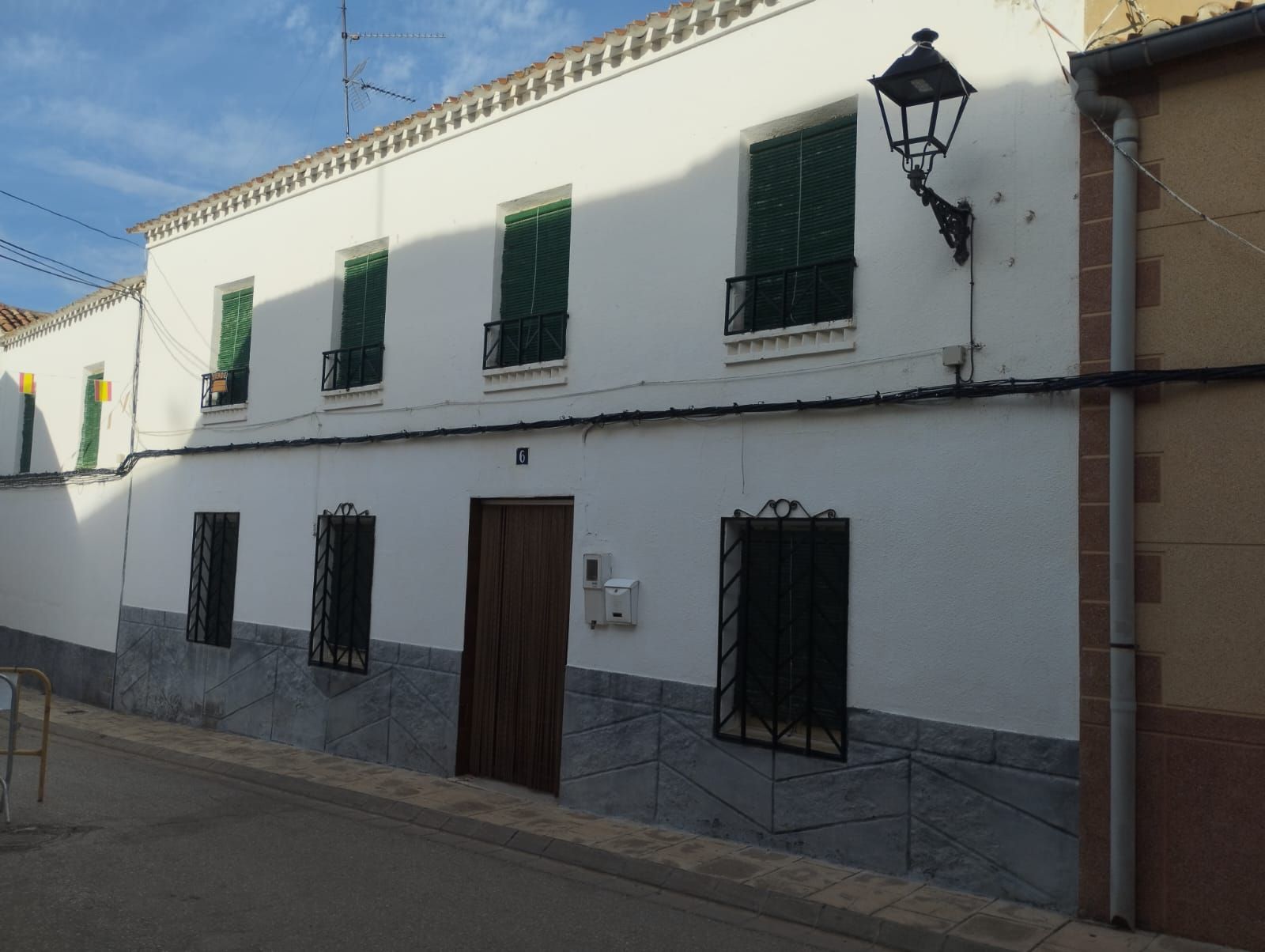 Exterior view of House or chalet for sale in Balazote  with Terrace and Storage room