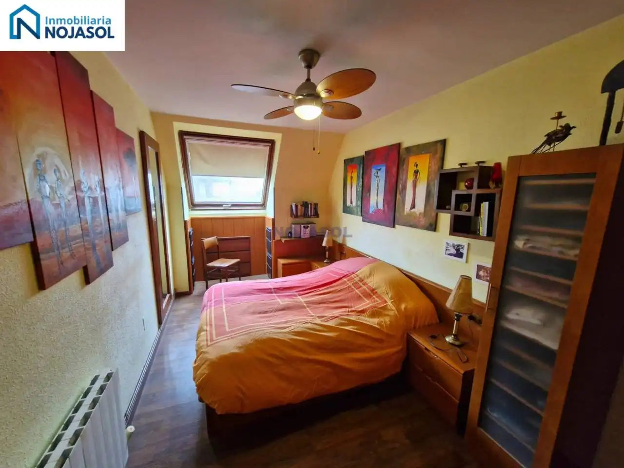 Dormitori de Apartament en venda en Noja amb Calefacció, Terrassa i Moblat